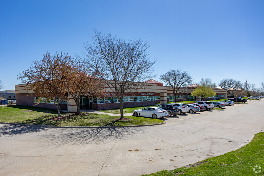 2701 SE Convenience Blvd, Ankeny, IA for lease - Primary Photo - Image 1 of 6