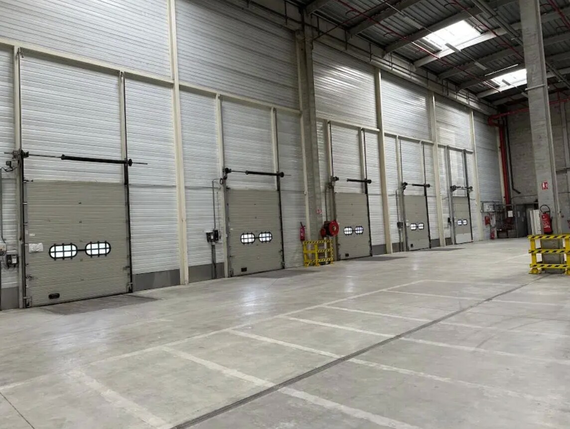 Industrial in Roissy-en-Brie for lease Interior Photo- Image 1 of 6