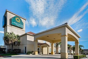 La Quinta Inn & Suites by Wyndham Morgan City - Motel