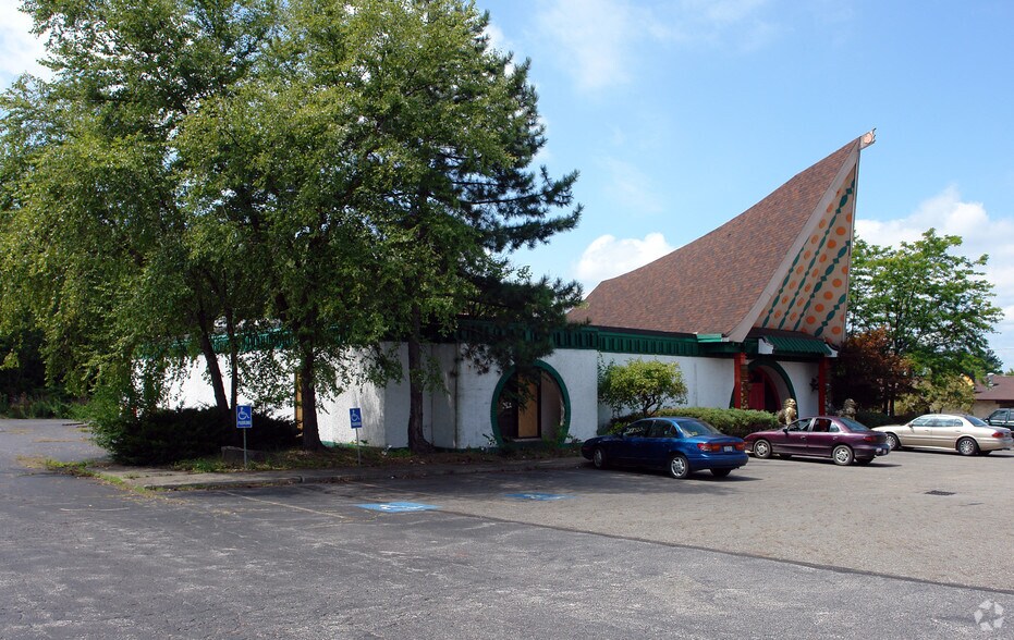 1212 Youngstown Warren Rd, Niles, OH for sale - Primary Photo - Image 1 of 1