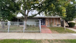 More details for 2716 L St, Bakersfield, CA - Office for Sale