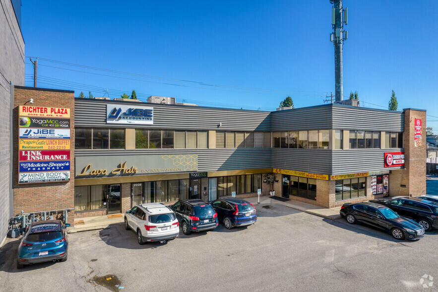 2022-2032 33rd Ave SW, Calgary, AB for lease - Primary Photo - Image 1 of 5