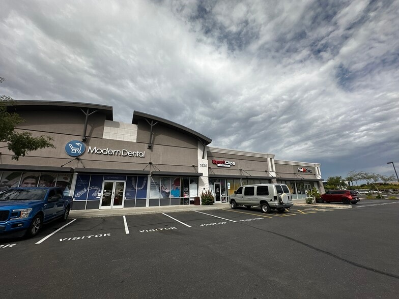 1920 S Stapley Dr, Mesa, AZ for lease - Building Photo - Image 3 of 5