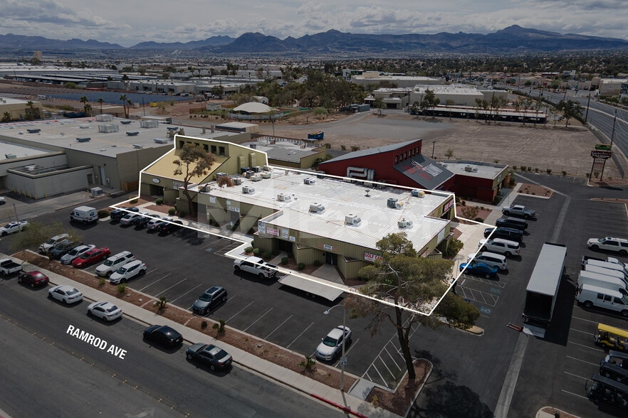 6250 Mountain Vista St, Henderson, NV for lease - Building Photo - Image 1 of 3