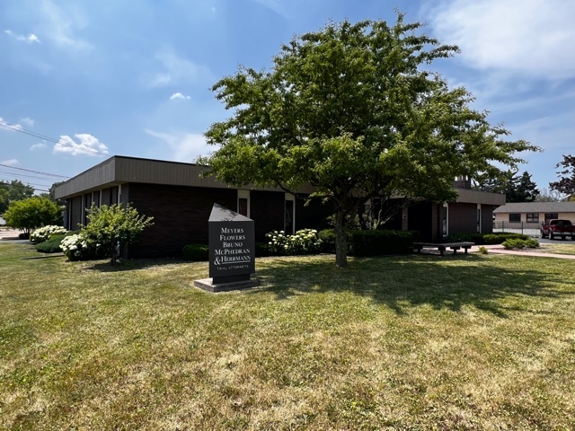 1200 Maple Dr, Peru, IL for lease - Primary Photo - Image 3 of 3