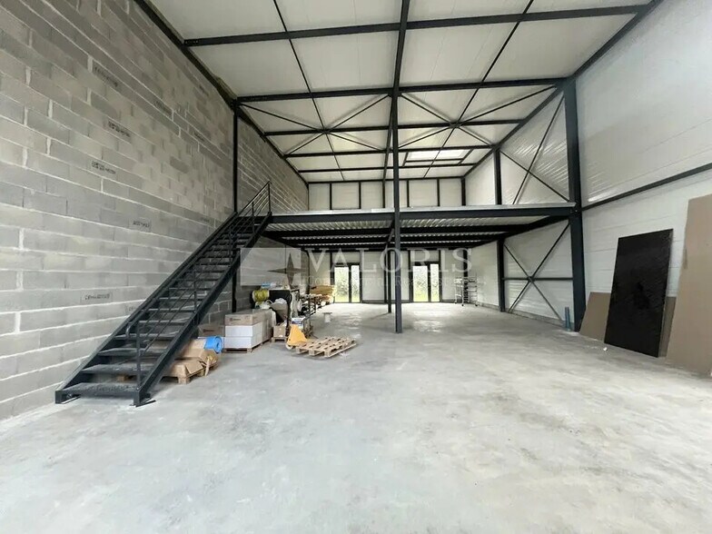 Flex in Trévoux for sale - Interior Photo - Image 3 of 6