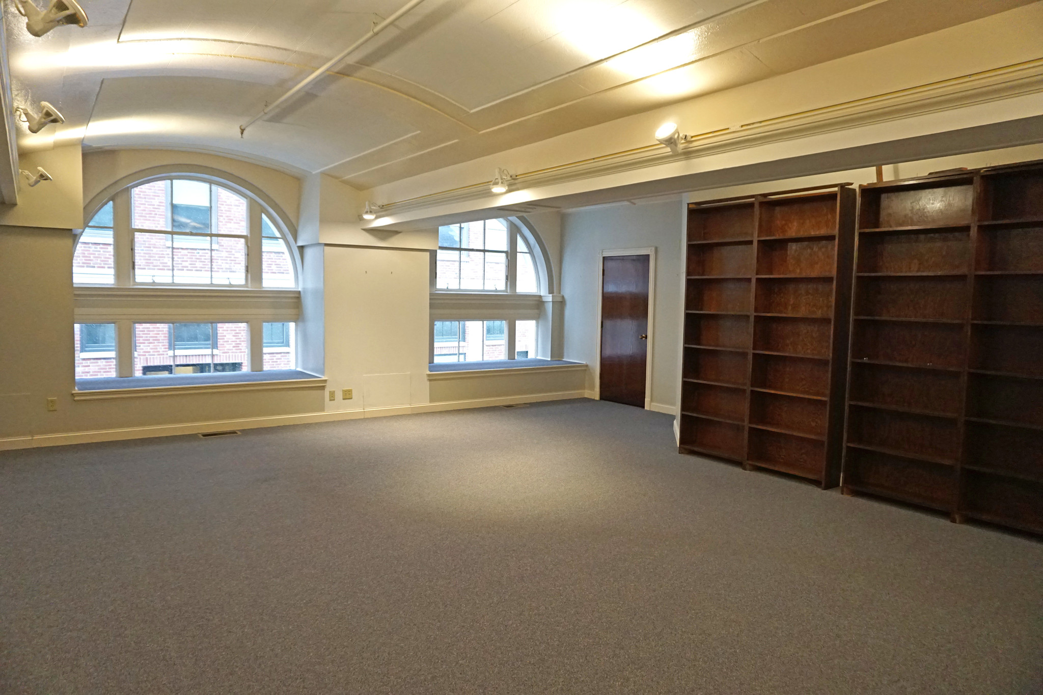 54 North St, Pittsfield, MA 01201 Berkshire Loan & Trust