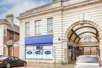 More details for 5-9 Abbey Arcade, Burton-On-Trent - Office for Lease