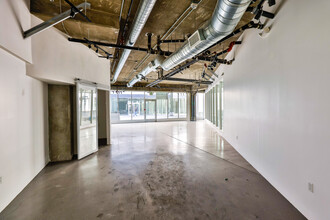 300 S Santa Fe Ave, Los Angeles, CA for lease Building Photo- Image 1 of 16