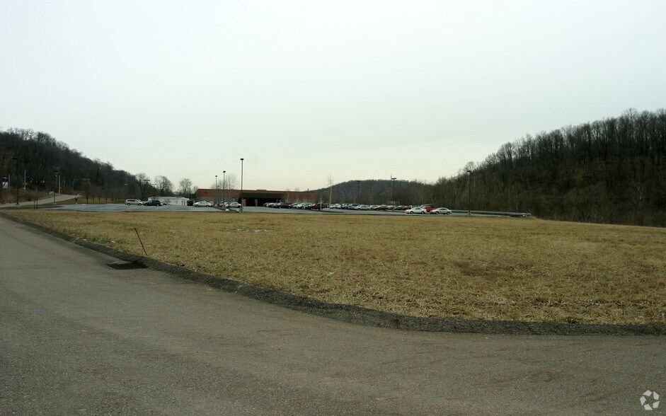 Route 910 Commerce Dr, Cheswick, PA 15024