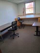 416 Green Ln, Bristol, PA for lease Interior Photo- Image 1 of 1