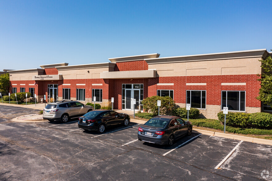 4222-4248 Meridian Pky, Aurora, IL for lease - Building Photo - Image 1 of 8