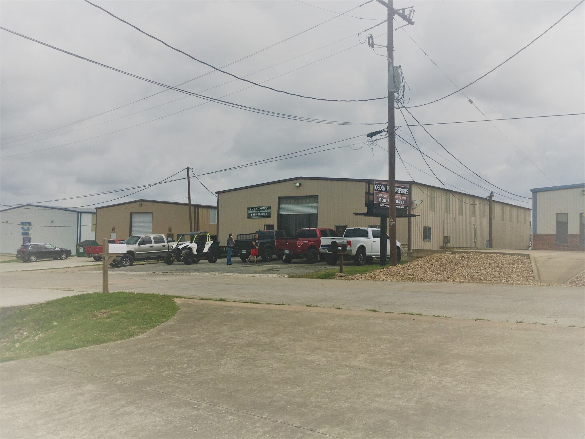 10428 Commerce Row, Montgomery, TX for sale Primary Photo- Image 1 of 1