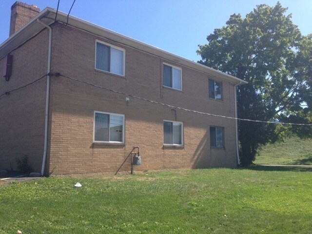 26217 Brush Ave, Euclid, OH for sale Primary Photo- Image 1 of 1