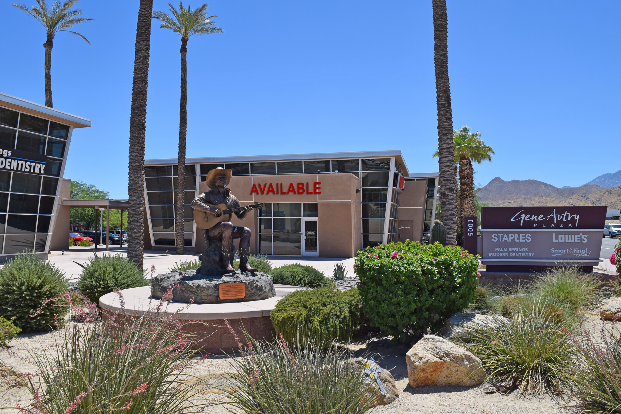 Gene Autry Trl, Palm Springs, CA for sale Building Photo- Image 1 of 1