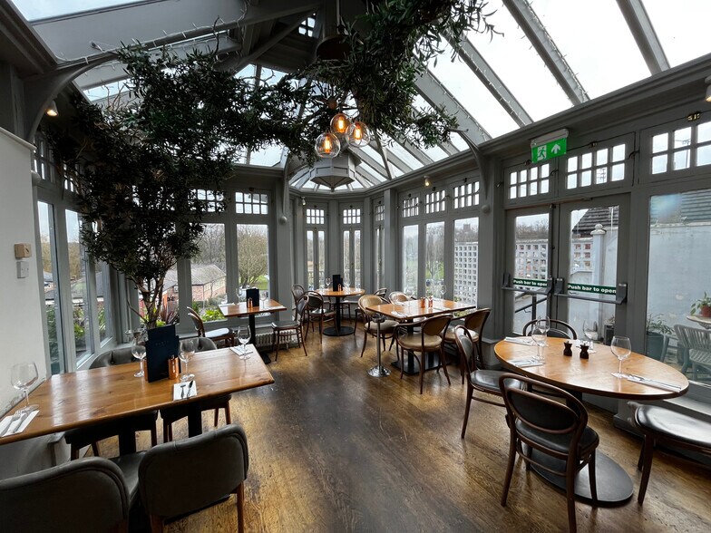 81 King St, Knutsford for sale - Building Photo - Image 3 of 10