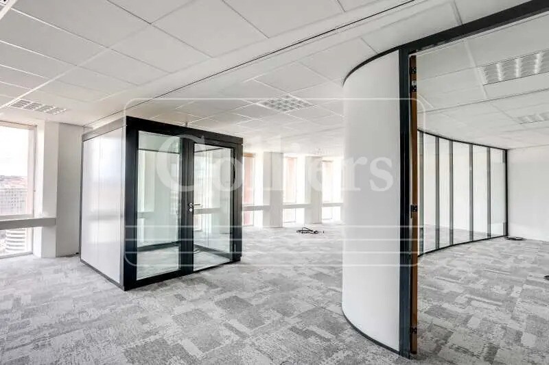 129 Rue Servient, Lyon for lease - Interior Photo - Image 2 of 15