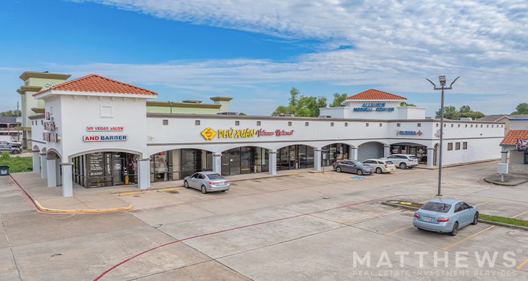 13734 State Highway 249, Houston, TX for lease - Building Photo - Image 1 of 3