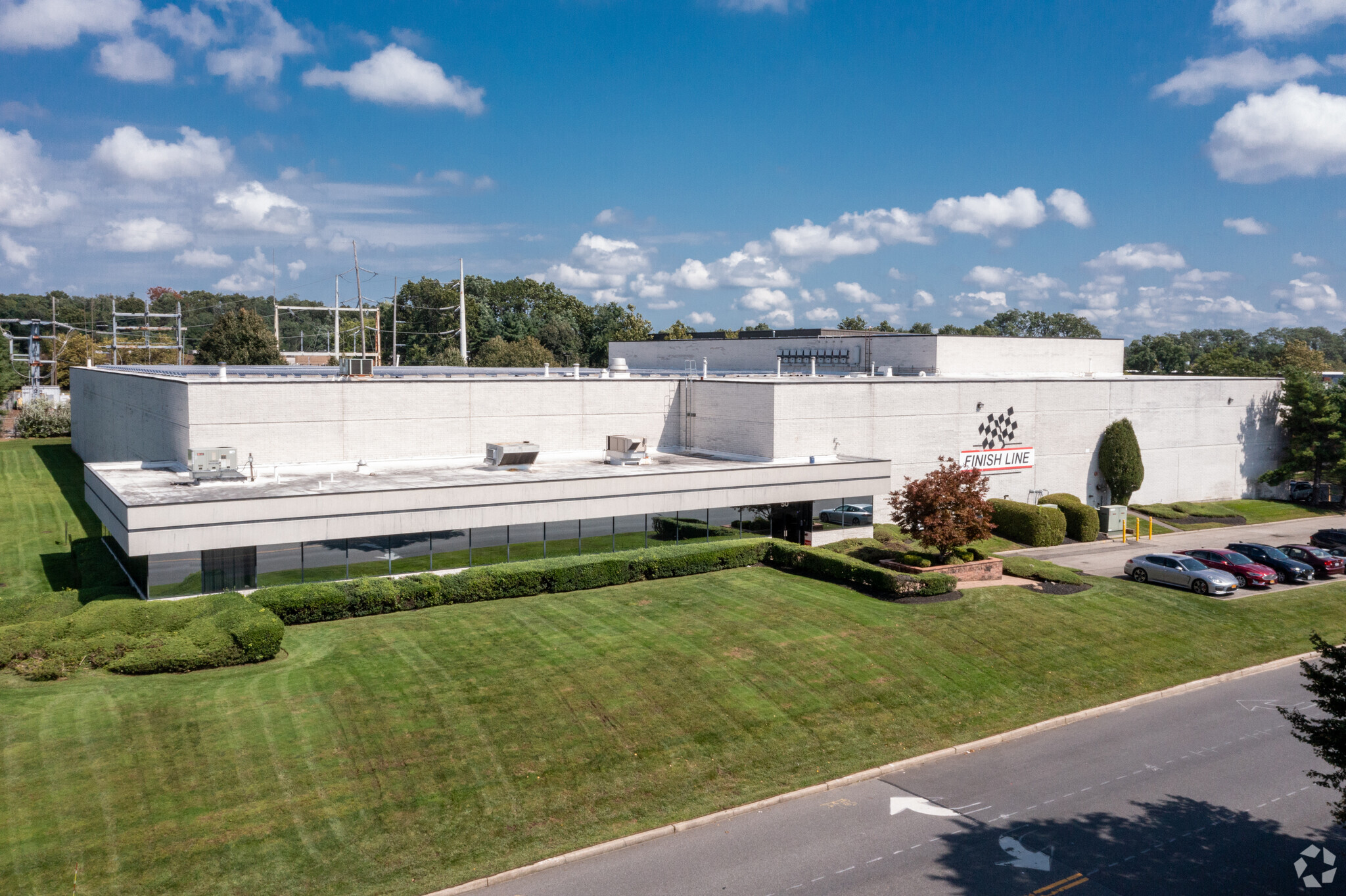 50 Wireless Blvd, Hauppauge, NY 11788 Industrial for Lease