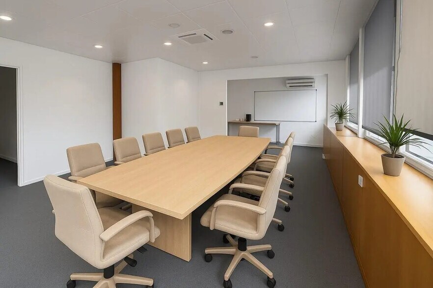 Office in Pau for lease - Interior Photo - Image 3 of 5