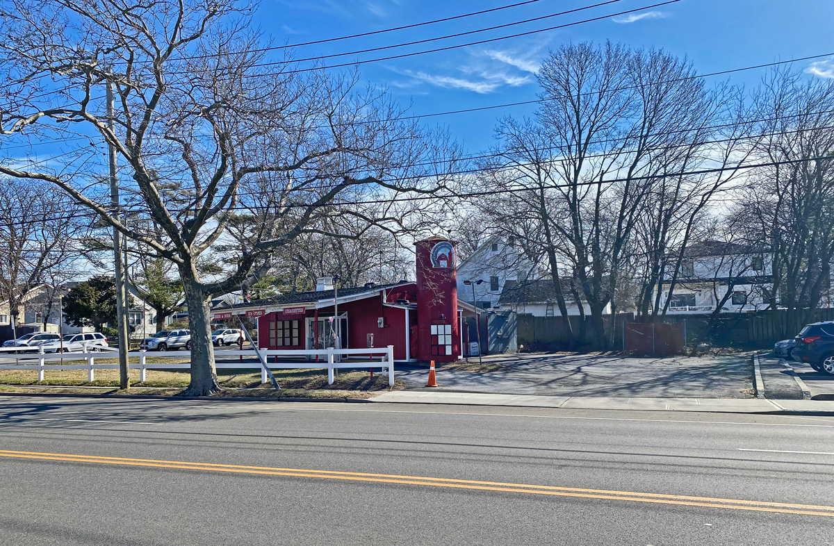 1600 Broadway, Hewlett, NY for sale Building Photo- Image 1 of 1