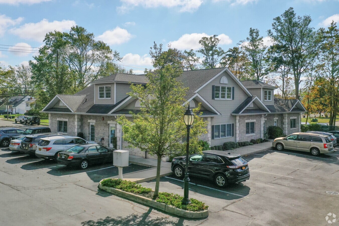 796 Deer Park Ave, North Babylon, NY 11703