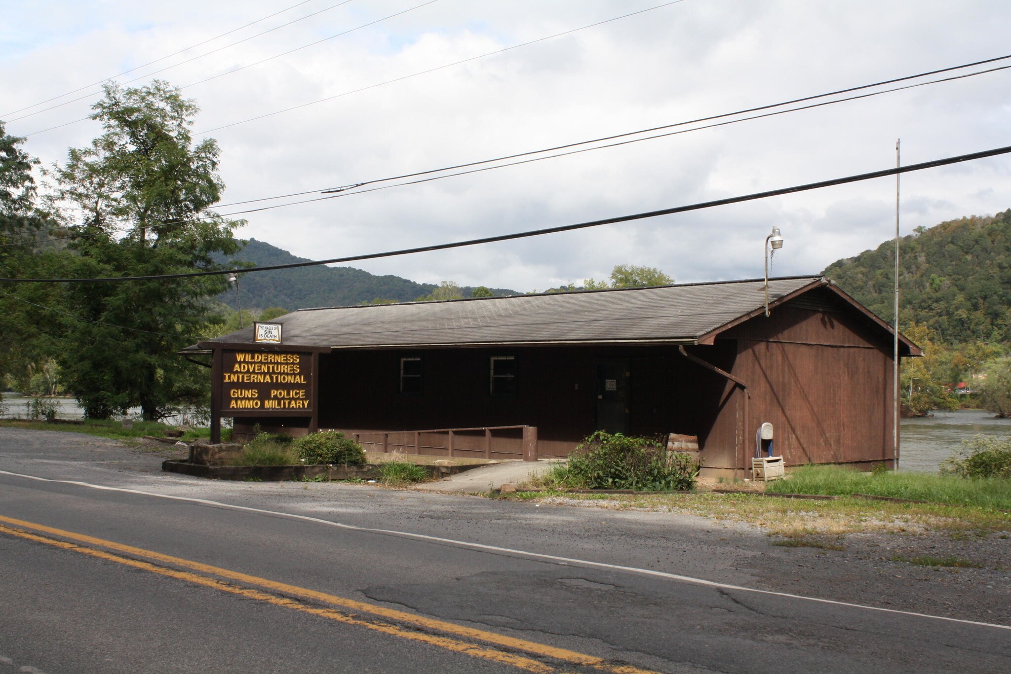 546 Hinton Byp, Hinton, WV for sale Building Photo- Image 1 of 1
