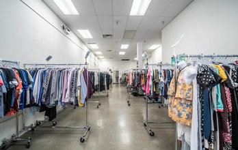 2748 Lougheed Hwy, Port Coquitlam, BC for lease Interior Photo- Image 2 of 5