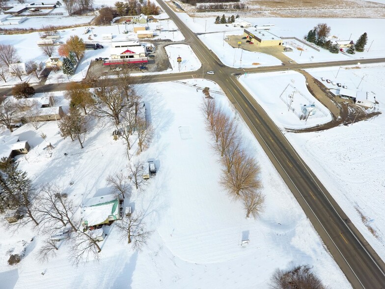 420 2nd St SE, New Richland, MN for sale - Primary Photo - Image 1 of 1