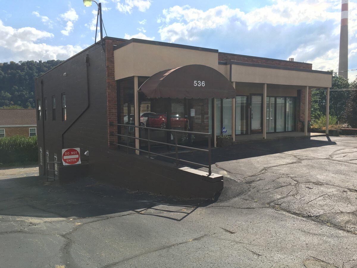 536 Pittsburgh St, Springdale, PA 15144