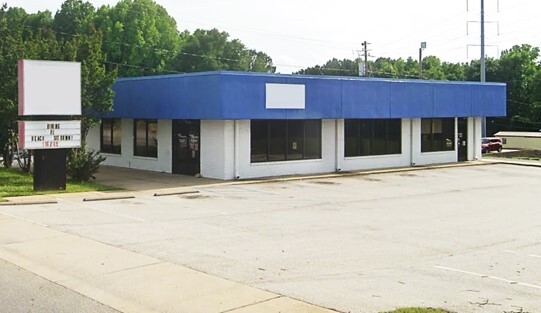 296 E Blackstock Rd, Spartanburg, SC for lease - Building Photo - Image 1 of 4