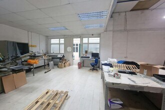 Wade Rd, Basingstoke for lease Interior Photo- Image 2 of 2