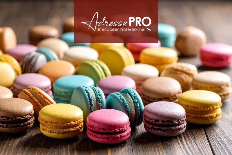 Retail in Arcachon for lease - Building Photo - Image 2 of 3