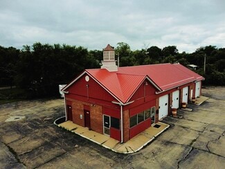 More details for 301 S Chestnut St, Le Roy, IL - Retail for Sale