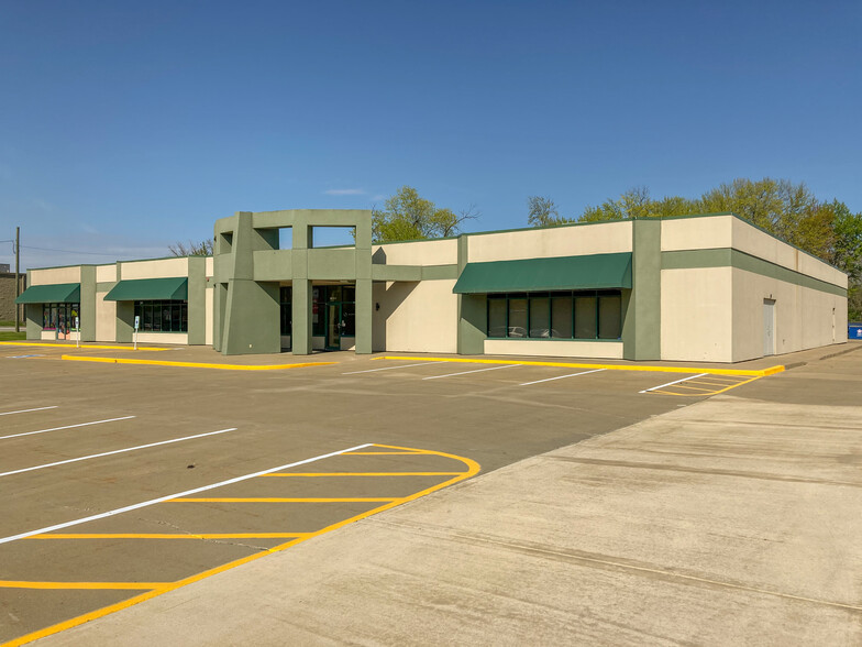 3130 Chatham Rd, Springfield, IL for lease - Building Photo - Image 1 of 30