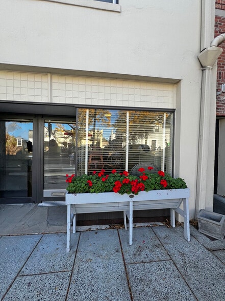 11 Oak St, Ridgewood, NJ for lease - Building Photo - Image 2 of 9