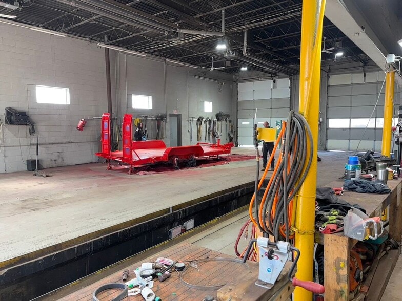 113-115 Smith Ave, Mansfield, OH for sale - Building Photo - Image 2 of 7