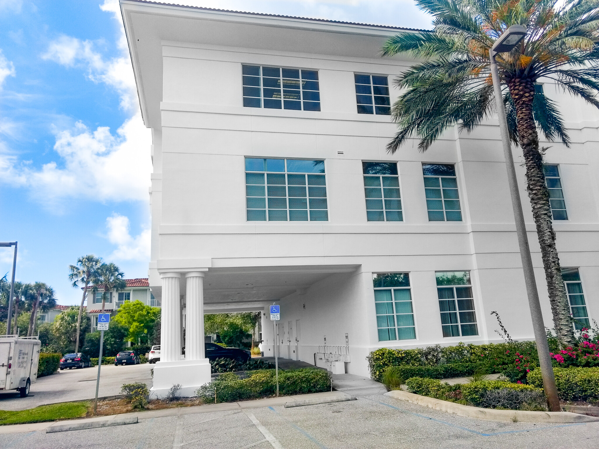 4600 Linton Blvd, Delray Beach, FL 33445 - Midtown Delray Medical