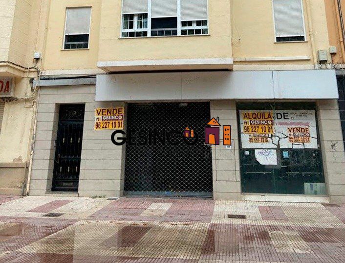Retail in Xàtiva for sale Building Photo- Image 1 of 3