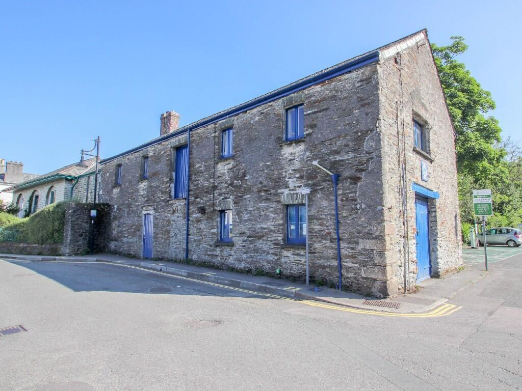 1 Canal Rd, Tavistock for sale Primary Photo- Image 1 of 2
