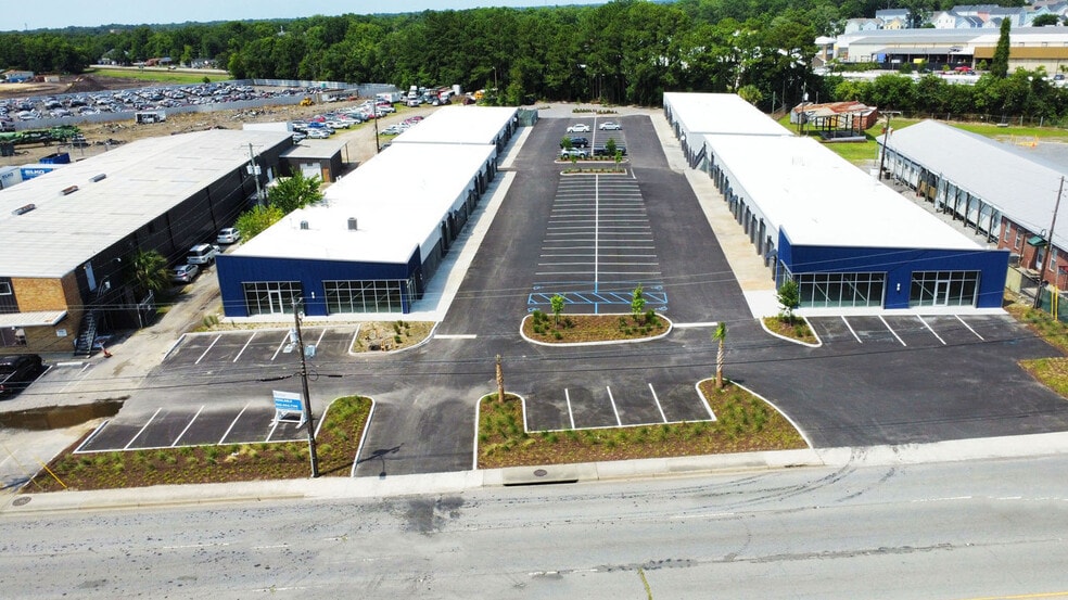 4540 Rivers Ave, North Charleston, SC for lease - Building Photo - Image 1 of 4