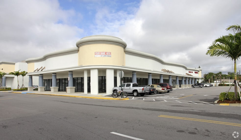 38953909 Jog Rd, Greenacres, FL 33467