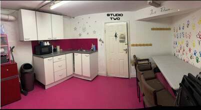 20 Zetland Rd, Loftus for lease Interior Photo- Image 2 of 6