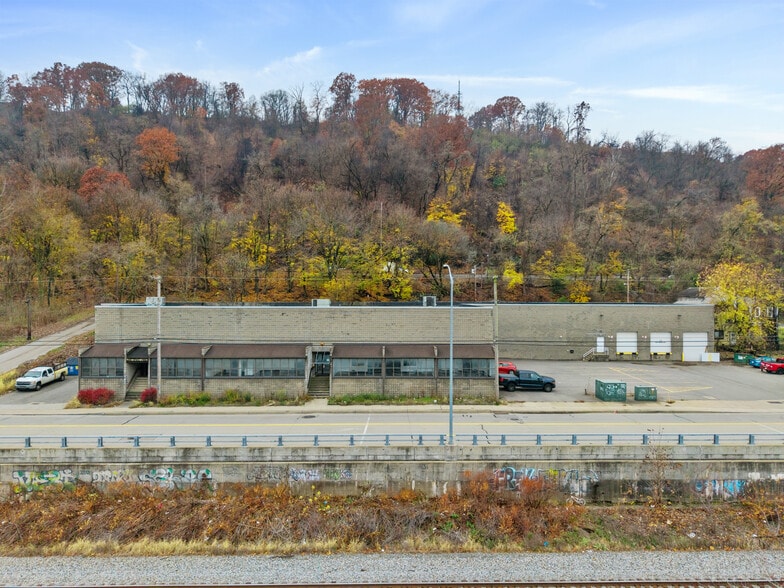 2707 W Carson St, Pittsburgh, PA for sale - Building Photo - Image 1 of 22