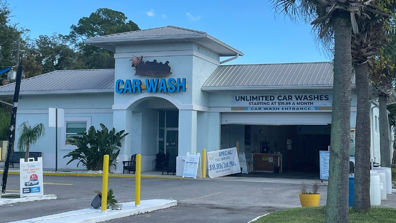 5864 University Blvd, Jacksonville, FL for sale Building Photo- Image 1 of 5