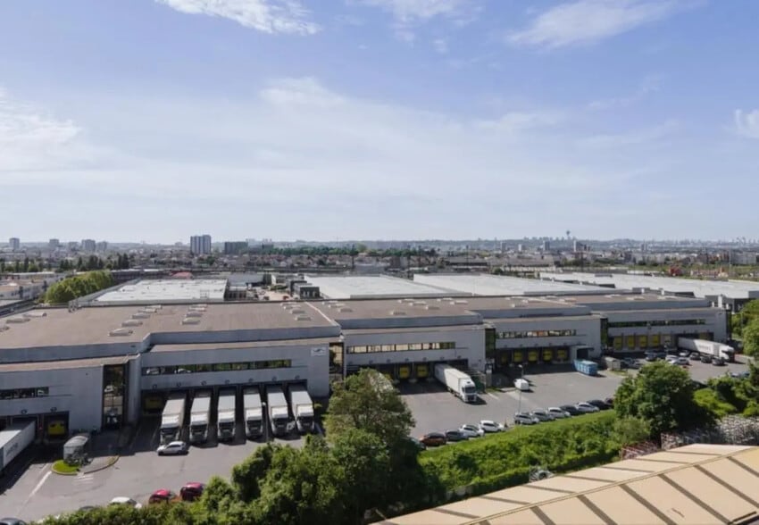 51 Rue Du Commandant Rolland, Le Bourget for lease - Building Photo - Image 2 of 22