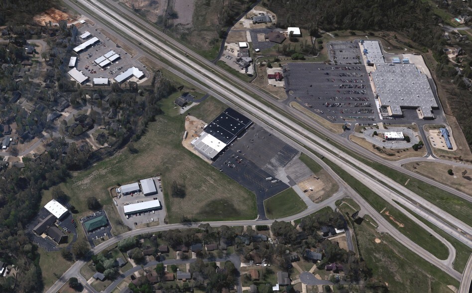 1821 Woodsprings Rd, Jonesboro, AR 72401