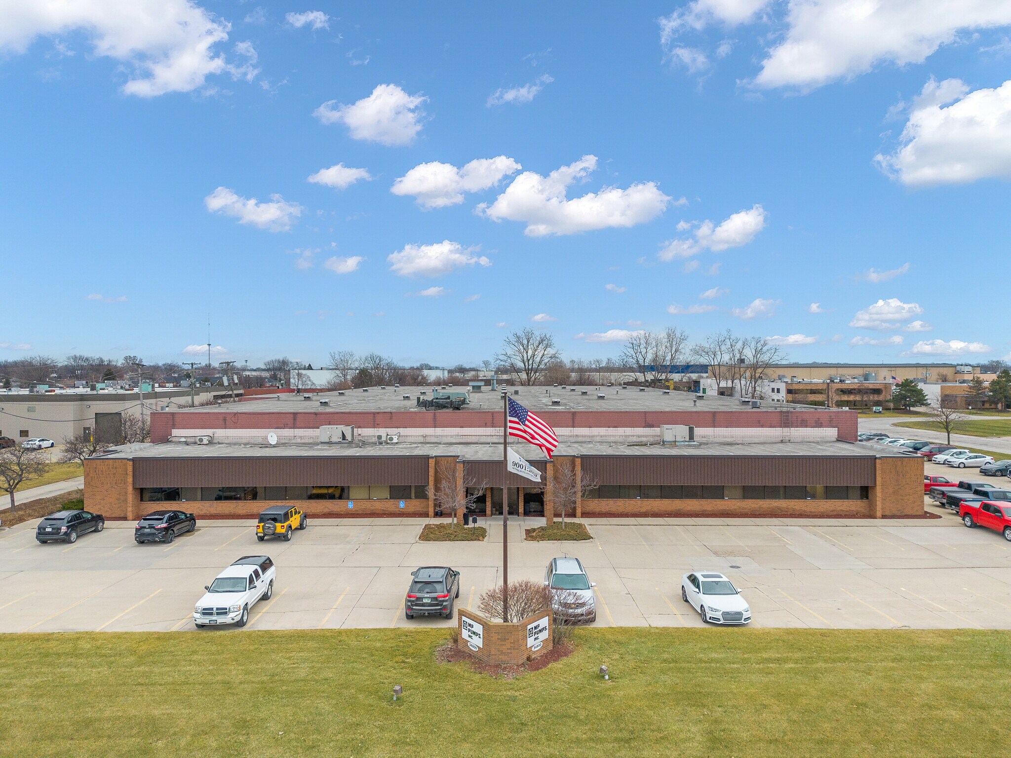 34800 Bennett Dr, Fraser, MI for sale Building Photo- Image 1 of 1