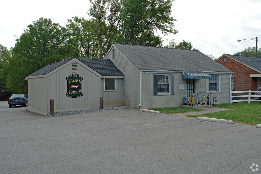 Portfolio Sale portfolio of 2 properties for sale on LoopNet.com - Primary Photo - Image 2 of 2