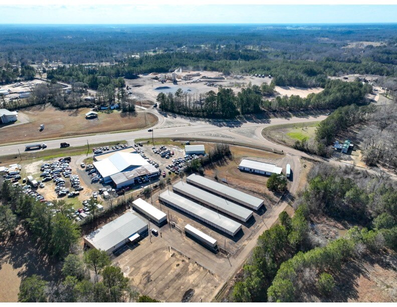 1108 Weaver Rd, Mccomb, MS for sale Primary Photo- Image 1 of 1